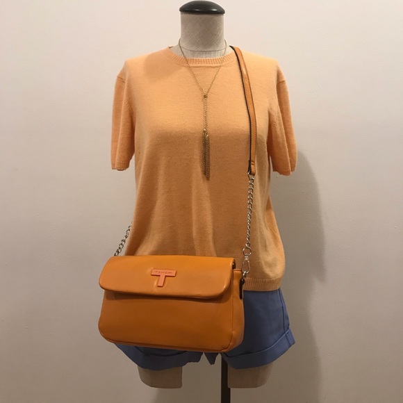 Tahari ‘Mango Tabitha’ clutch/crossbody/shoulder vegan leather. NWT - Picture 16 of 16